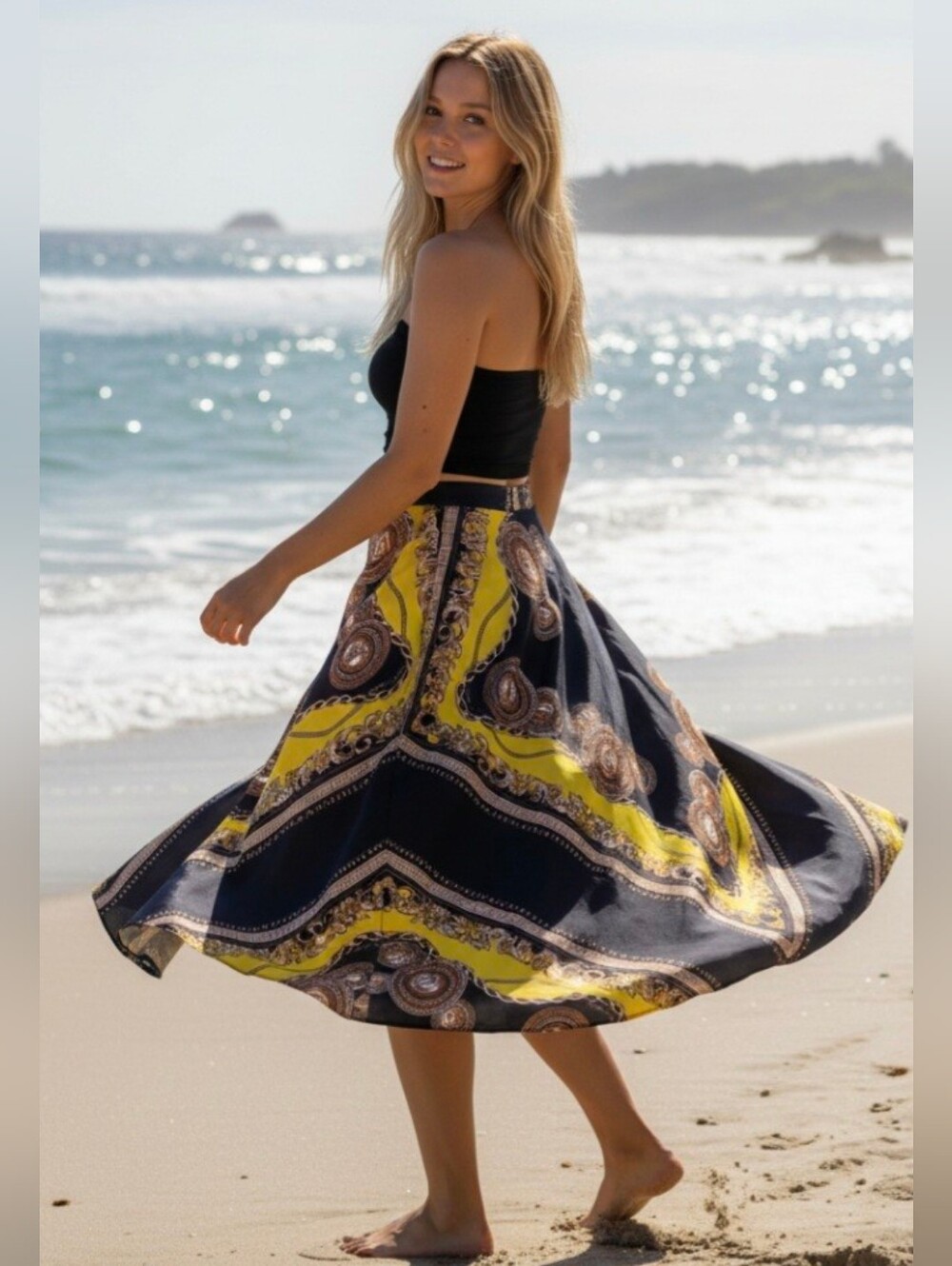 Black, Gold Yellow Baroque-style Medallion Print Scarf Circle Skirt. Size Small